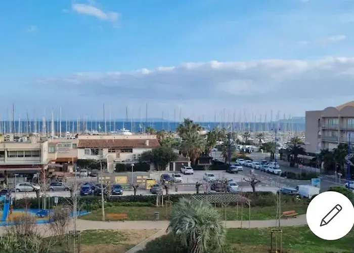 Studio Vue Mer Port De Hyeres